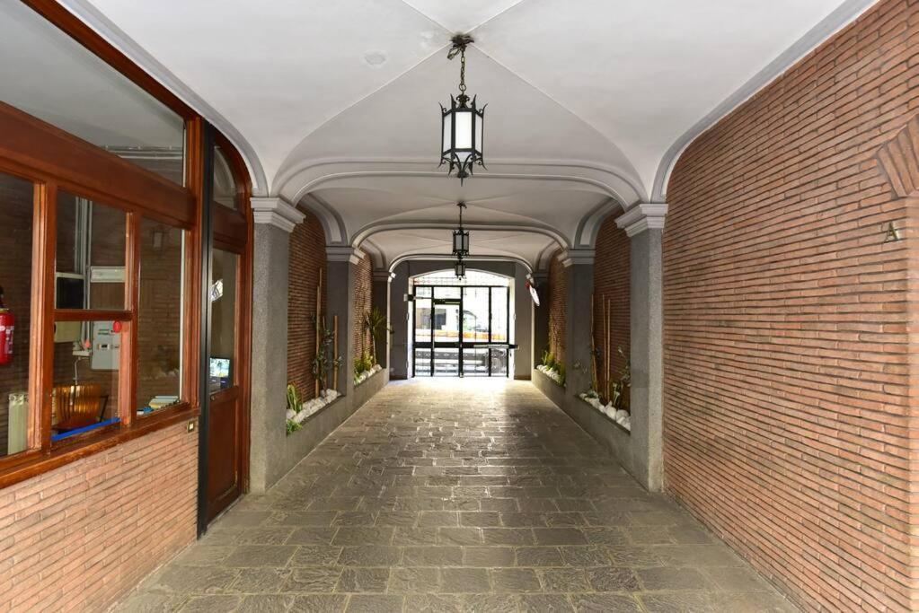 Elegant & Cozy Apartment In The Heart Of Rom Exterior foto